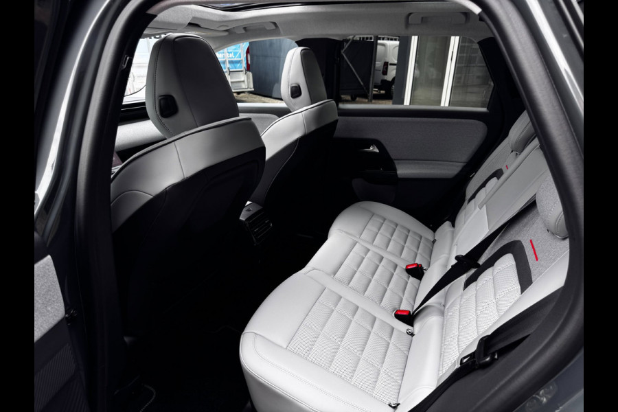 Citroën C5 Aircross 1.2 Hybrid 145 Max | Pano | Trekhaak | Leder + Memory | NL-Auto | 360 Camera | Winter Pack