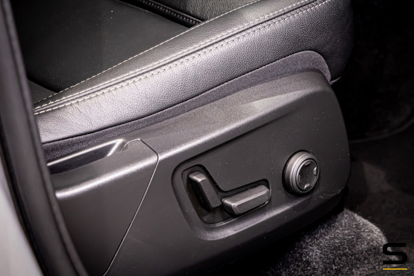 Volvo XC40 1.5 T5 Recharge Inscription | Pano | Adaptive Cruise