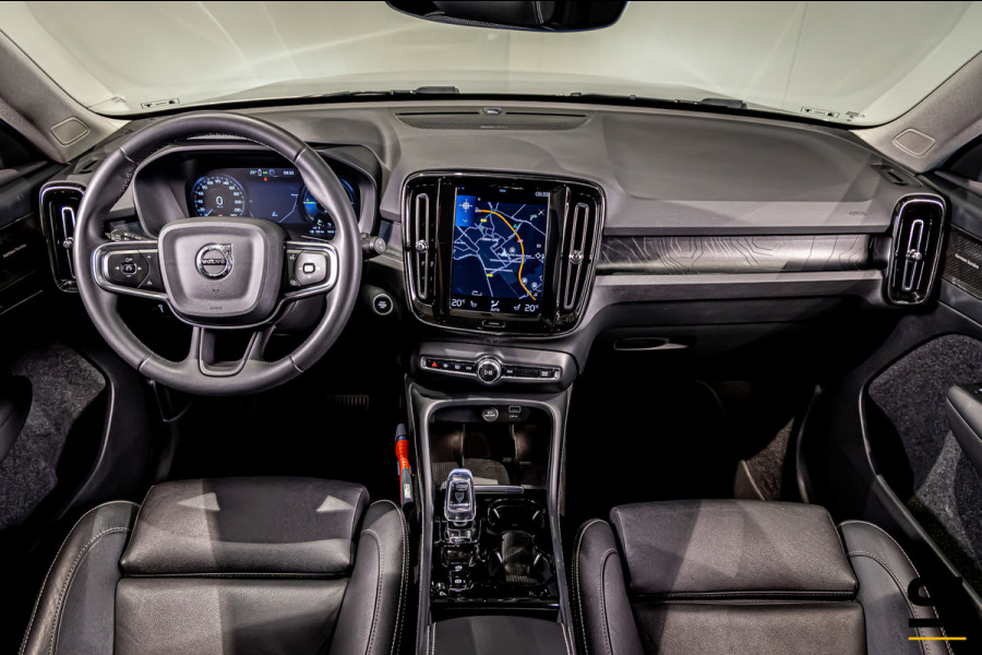 Volvo XC40 1.5 T5 Recharge Inscription | Pano | Adaptive Cruise