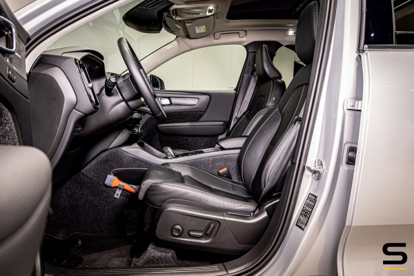 Volvo XC40 1.5 T5 Recharge Inscription | Pano | Adaptive Cruise