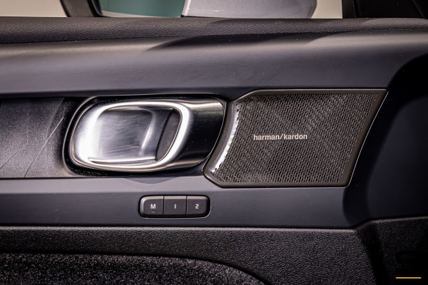 Volvo XC40 1.5 T5 Recharge Inscription | Pano | Adaptive Cruise