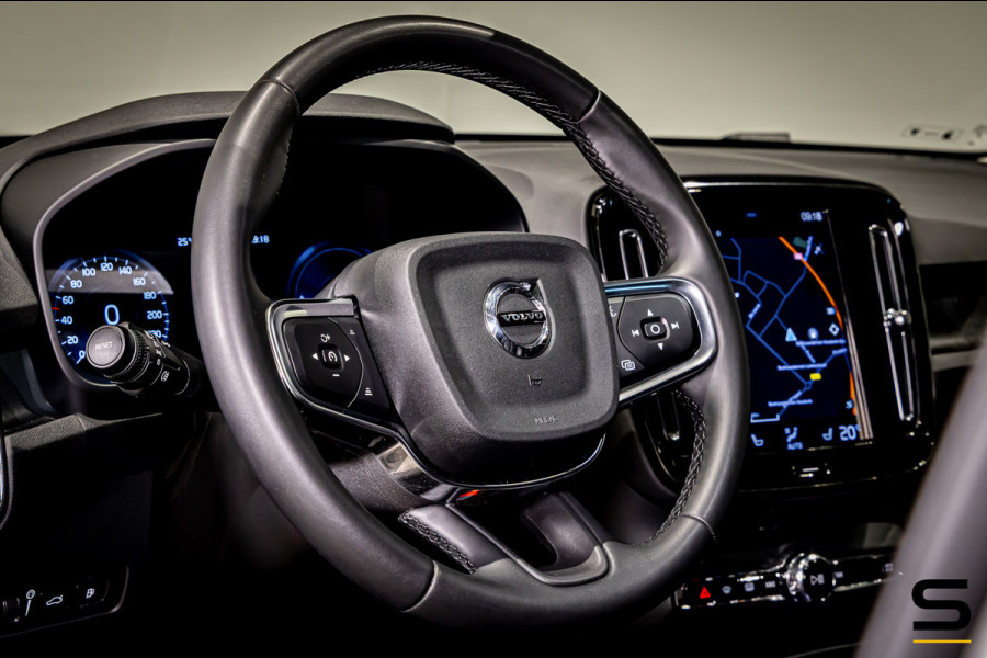 Volvo XC40 1.5 T5 Recharge Inscription | Pano | Adaptive Cruise