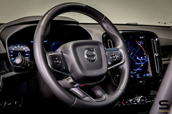 Volvo XC40 1.5 T5 Recharge Inscription | Pano | Adaptive Cruise