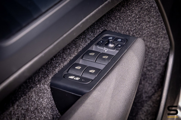 Volvo XC40 1.5 T5 Recharge Inscription | Pano | Adaptive Cruise
