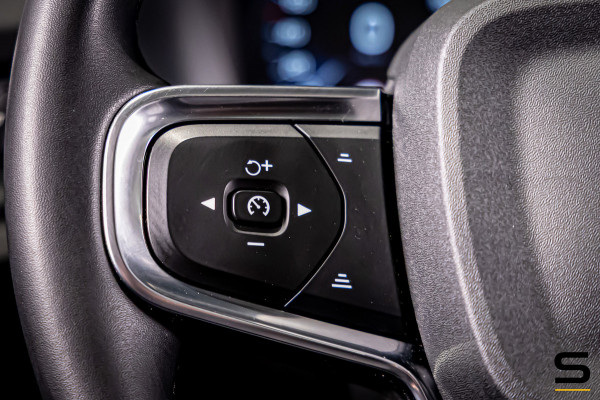 Volvo XC40 1.5 T5 Recharge Inscription | Pano | Adaptive Cruise