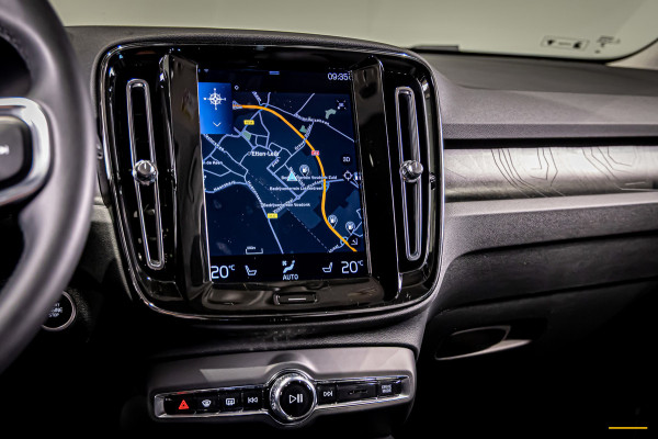 Volvo XC40 1.5 T5 Recharge Inscription | Pano | Adaptive Cruise