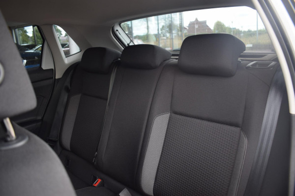 Volkswagen Polo 1.0 TSI Life Business | Automaat | CarPlay | Stoelverw. | Camera