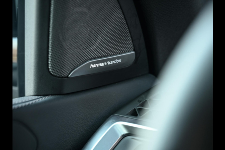 BMW X5 xDrive50e M-Sport Pro | Panoramadak | Harman/Kardon | HUD | Masagge + Ventilatie | 360 Camera | Active Cruise | Iconic Glow | Ambiance Interieur | Comfort Access | Soft-Close |