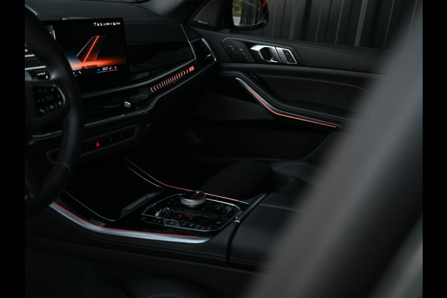 BMW X5 xDrive50e M-Sport Pro | Panoramadak | Harman/Kardon | HUD | Masagge + Ventilatie | 360 Camera | Active Cruise | Iconic Glow | Ambiance Interieur | Comfort Access | Soft-Close |