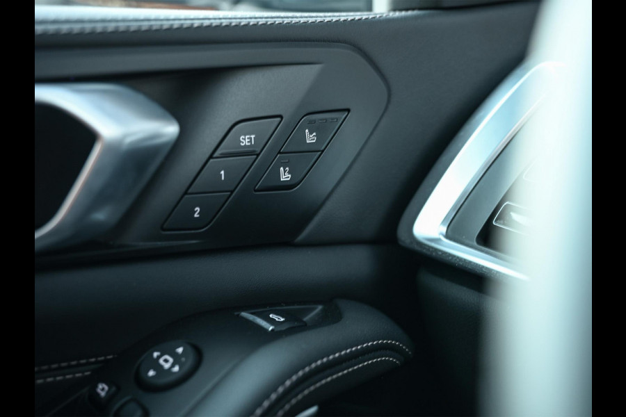 BMW X5 xDrive50e M-Sport Pro | Panoramadak | Harman/Kardon | HUD | Masagge + Ventilatie | 360 Camera | Active Cruise | Iconic Glow | Ambiance Interieur | Comfort Access | Soft-Close |