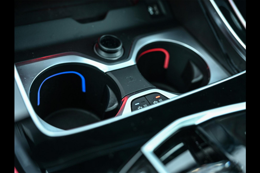 BMW X5 xDrive50e M-Sport Pro | Panoramadak | Harman/Kardon | HUD | Masagge + Ventilatie | 360 Camera | Active Cruise | Iconic Glow | Ambiance Interieur | Comfort Access | Soft-Close |