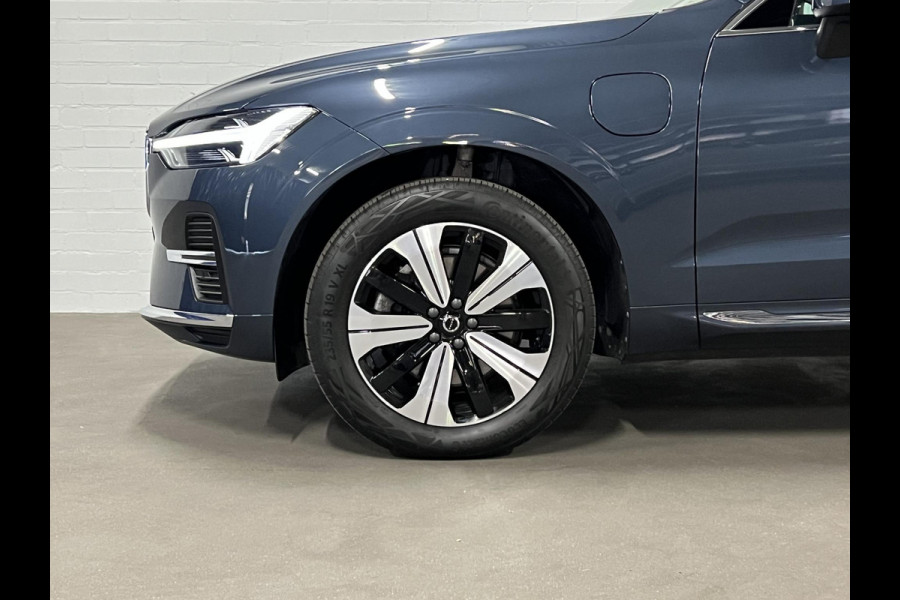 Volvo XC60 2.0 T6 Plug-in hybrid AWD Core Bright Adapt. cruise control | Open dak | Stuur-/Stoelverwarming | Camera | Memory | Keyless | Carplay | Google