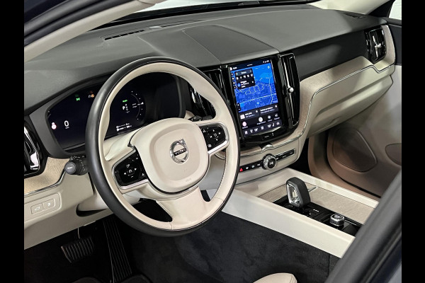 Volvo XC60 2.0 T6 Plug-in hybrid AWD Core Bright Adapt. cruise control | Open dak | Stuur-/Stoelverwarming | Camera | Memory | Keyless | Carplay | Google