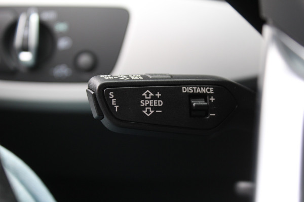 Audi A5 Sportback 40 TFSI S edition | Virtual | Massage | Camera | BLIS