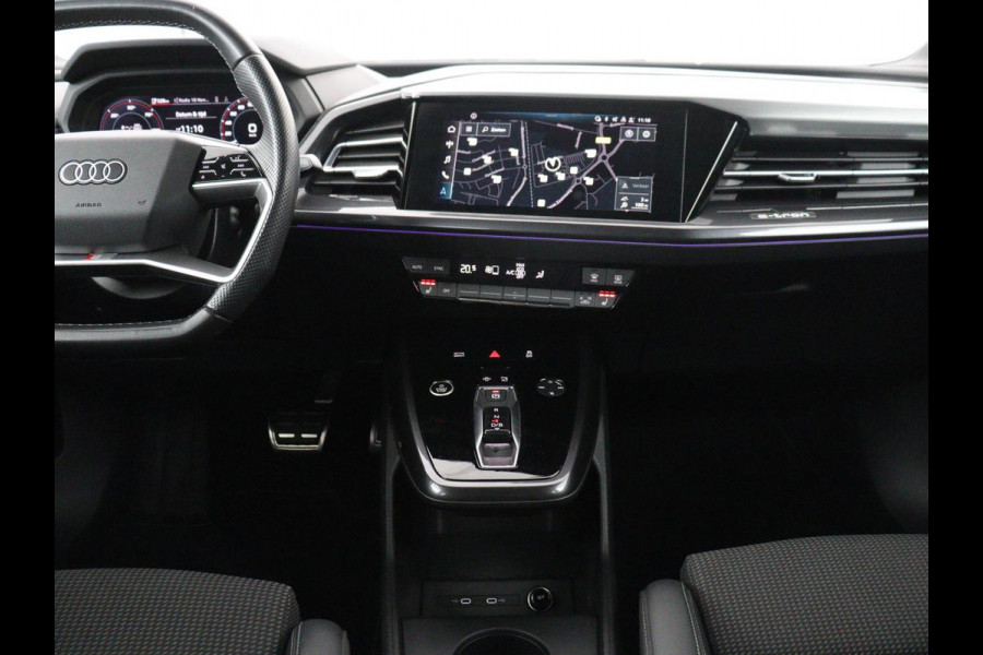 Audi Q4 e-tron 40 Launch edition S Competition 77 kWh | SOH 92,1% | Half leder | Stoelverwarming | Carplay | Adaptive cruise | Climate control | Camera | Park assist | Trekhaak
