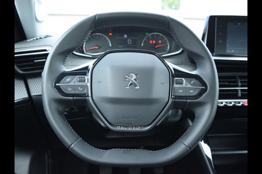 Peugeot 2008 1.2 PureTech Active Pack l Trekhaak l Navigatie l Apple Carplay/Android Auto l PDC