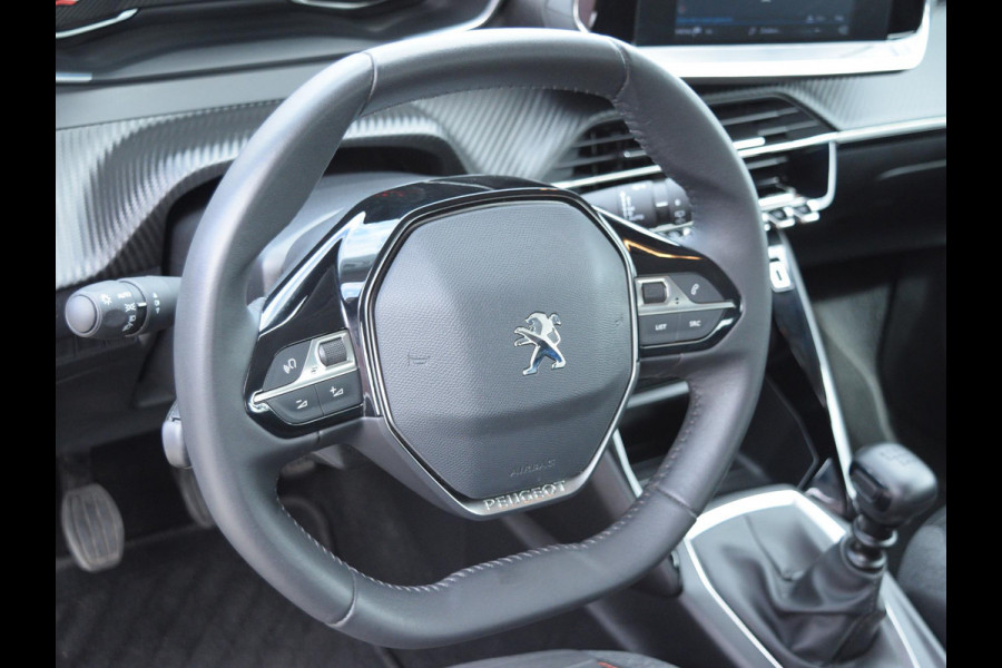 Peugeot 2008 1.2 PureTech Active Pack l Trekhaak l Navigatie l Apple Carplay/Android Auto l PDC