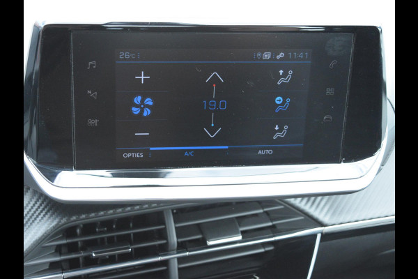 Peugeot 2008 1.2 PureTech Active Pack l Trekhaak l Navigatie l Apple Carplay/Android Auto l PDC