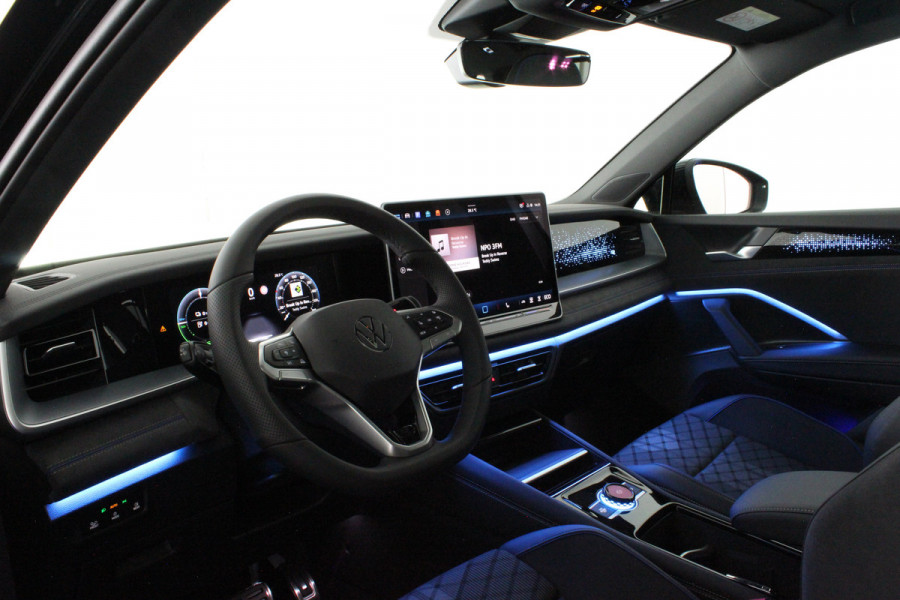 Volkswagen Tayron 1.5 eHybrid R-Line Edition > 272pk/Pano.schuifdak/Trekhaak/116km WLPT Plug-in hybride