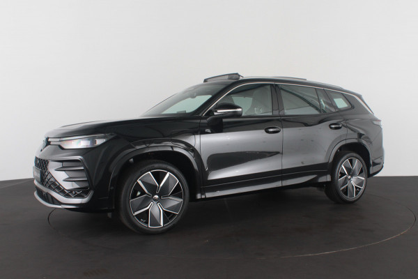 Volkswagen Tayron 1.5 eHybrid R-Line Edition > 272pk/Pano.schuifdak/Trekhaak/116km WLPT Plug-in hybride