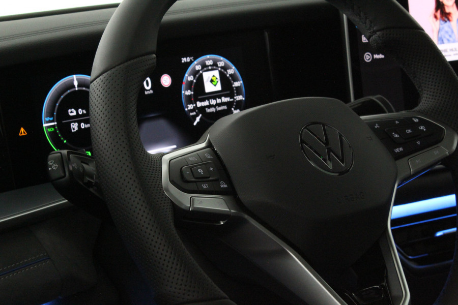 Volkswagen Tayron 1.5 eHybrid R-Line Edition > 272pk/Pano.schuifdak/Trekhaak/116km WLPT Plug-in hybride