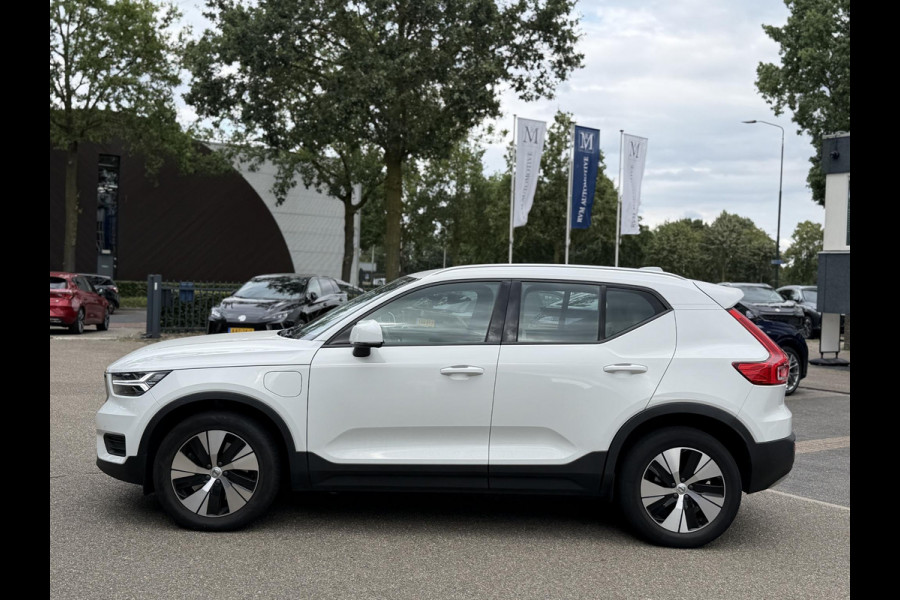 Volvo XC40 1.5 T5 Twin Engine Momentum Pro | ORIGINEEL NEDERLANDSE AUTO MET NAP | PLUG-IN HYBRIDE | PILOT ASSIST | ADAPTIVE CRUISE CONTROL | ELEKTRISCHE ACHTERKLEP | STOELVERWARMING |ALL IN  RIJKLAAR GELEVERD MET 12 MAANDEN BOVAG-GARANTIE