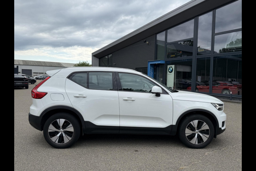 Volvo XC40 1.5 T5 Twin Engine Momentum Pro | ORIGINEEL NEDERLANDSE AUTO MET NAP | PLUG-IN HYBRIDE | PILOT ASSIST | ADAPTIVE CRUISE CONTROL | ELEKTRISCHE ACHTERKLEP | STOELVERWARMING |ALL IN  RIJKLAAR GELEVERD MET 12 MAANDEN BOVAG-GARANTIE