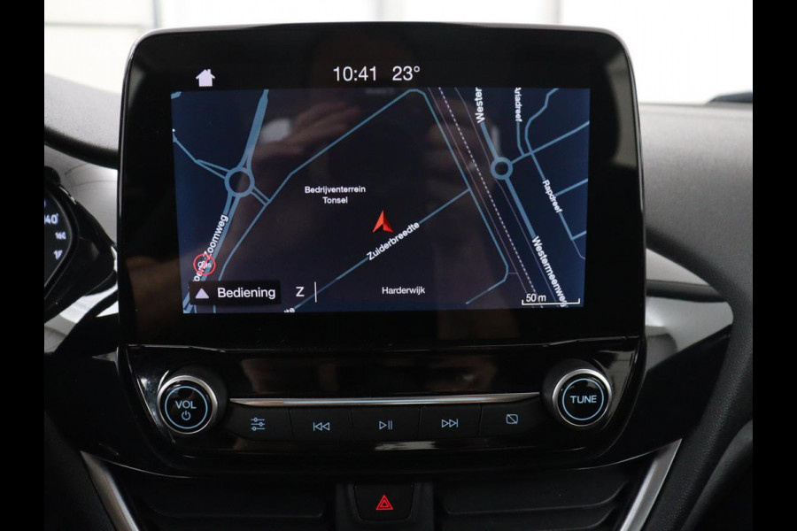 Ford Fiesta 1.1 Trend | Cruise control | Lane Assist | Airco | Navigatie | Bluetooth | DAB | Park assist