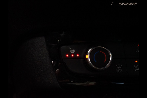 Opel Corsa 1.2 GS Line (APPLE CARPLAY,LED,STUUR-STOELVERWARMING,360 CAMERA,SPORTSTOELEN,DIGITAAL DISPLAY,LM-VELGEN)