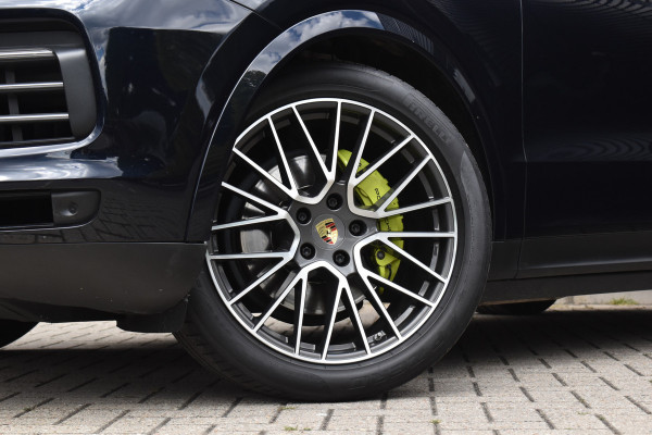Porsche Cayenne 3.0 E-Hybrid 462pk Sport Chrono | Pano | Trekhaak | 360 Camera | Bose | Stuurverwarming | Luchtvering | Orig. NL |
