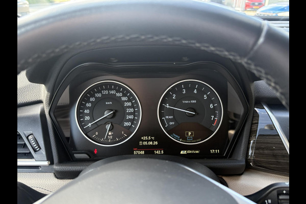 BMW 2 Serie Active Tourer 225xe iPerformance High Executive | PHEV | Panoramadak | Stoelverwarming | Leder | Head-Up | Navi