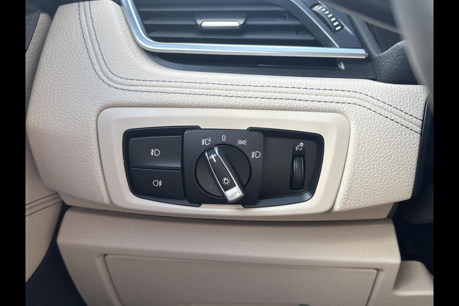 BMW 2 Serie Active Tourer 225xe iPerformance High Executive | PHEV | Panoramadak | Stoelverwarming | Leder | Head-Up | Navi