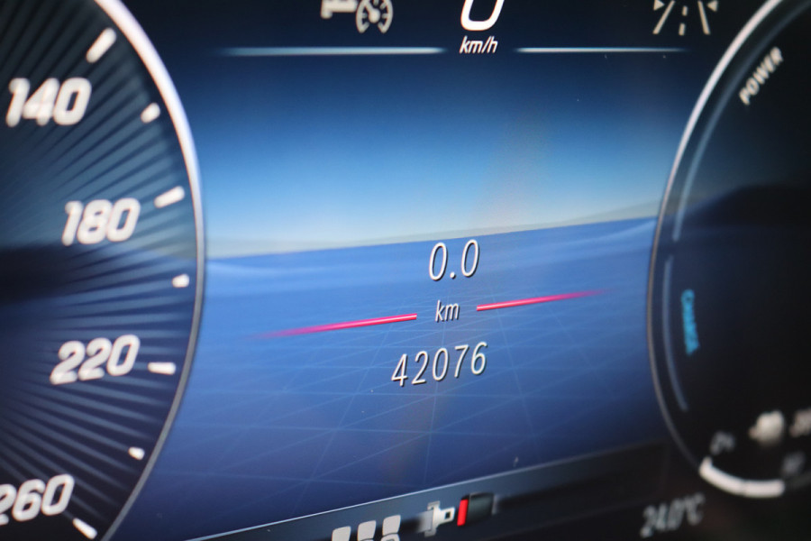 Mercedes-Benz GLE Coupé 350 de 4MATIC AMG Line | Facelift | Airmatic | Distronic+ | Panoramadak | Trekhaak | Memory | Stoelventilatie | Verwarmd Stuurwiel | HUD | Parfumering |