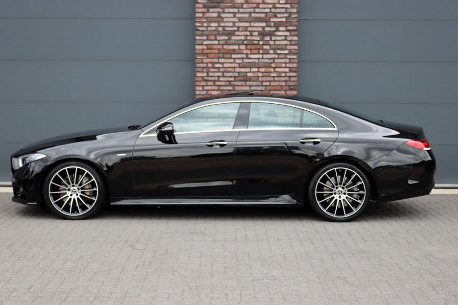 Mercedes-Benz CLS-Klasse 450 4MATIC AMG Line 'Edition 1' | Premium+ | Luchtvering | Distronic+ | Massage | Schuifdak | Burmester | Vlakkenverwarming | Nappa Leder |