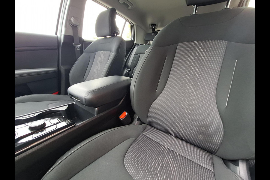 Kia Sportage 1.6 T-GDi Plug-in Hybrid AWD DynamicLine | SOH: 97,8% | Dealer onderhouden | Full LED | Climate | Adaptive CC | Navi |