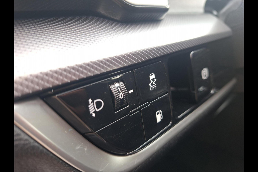 Kia Sportage 1.6 T-GDi Plug-in Hybrid AWD DynamicLine | SOH: 97,8% | Dealer onderhouden | Full LED | Climate | Adaptive CC | Navi |