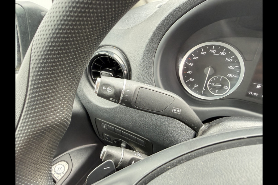 Mercedes-Benz eVito eVito 112 66kWh L2 280km WLTP 96,8% (SOH) Snelladen Climate Control Apple Carplay Stoelverwarming