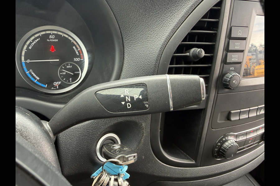 Mercedes-Benz eVito eVito 112 66kWh L2 280km WLTP 96,8% (SOH) Snelladen Climate Control Apple Carplay Stoelverwarming
