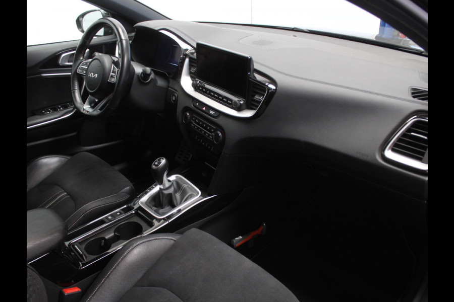 Kia Ceed Sportswagon 1.0 T-GDi GT-Line CLIMATE | CAMERA | CARPLAY | LED | STOEL/STUURVERW | ELECAKLEP | LMV17 | AFNBTRHAAK | PANODAK