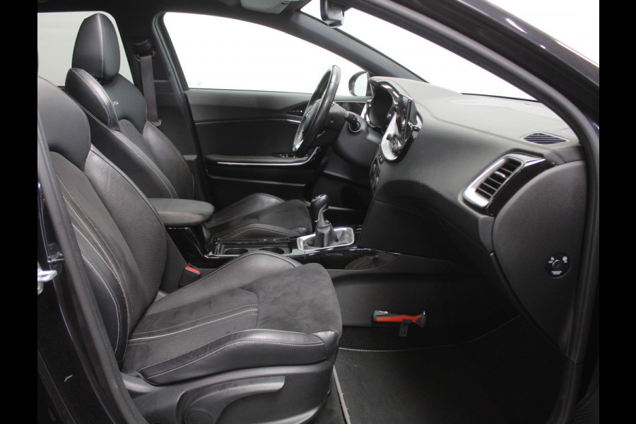 Kia Ceed Sportswagon 1.0 T-GDi GT-Line CLIMATE | CAMERA | CARPLAY | LED | STOEL/STUURVERW | ELECAKLEP | LMV17 | AFNBTRHAAK | PANODAK