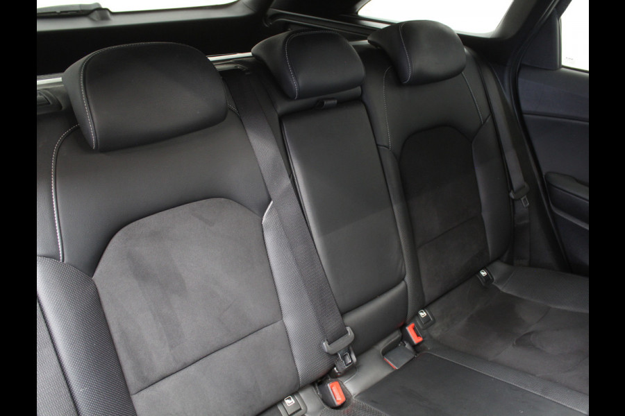 Kia Ceed Sportswagon 1.0 T-GDi GT-Line CLIMATE | CAMERA | CARPLAY | LED | STOEL/STUURVERW | ELECAKLEP | LMV17 | AFNBTRHAAK | PANODAK