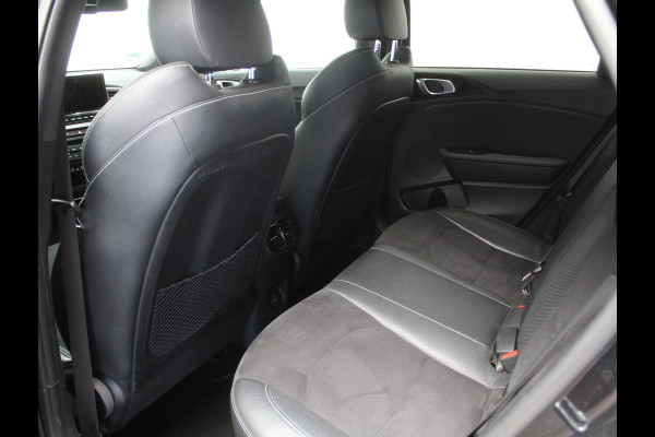 Kia Ceed Sportswagon 1.0 T-GDi GT-Line CLIMATE | CAMERA | CARPLAY | LED | STOEL/STUURVERW | ELECAKLEP | LMV17 | AFNBTRHAAK | PANODAK