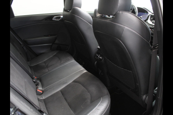 Kia Ceed Sportswagon 1.0 T-GDi GT-Line CLIMATE | CAMERA | CARPLAY | LED | STOEL/STUURVERW | ELECAKLEP | LMV17 | AFNBTRHAAK | PANODAK