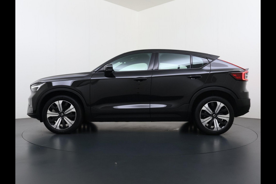 Volvo C40 Single Motor Core 70 kWh VOLVO DEALER ONDERHOUDEN| ACHTERUITRIJCAMERA| PANORAMADAK| STOEL + STUURVERWARMING| RIJKLAARPRIJS INCL. 12 MAANDEN BOVAG GARANTIE|