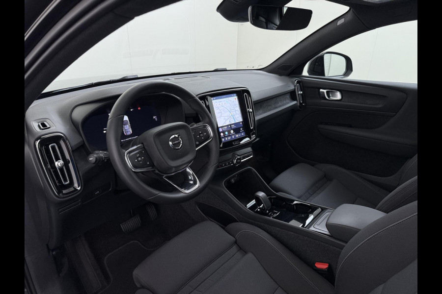 Volvo C40 Single Motor Core 70 kWh VOLVO DEALER ONDERHOUDEN| ACHTERUITRIJCAMERA| PANORAMADAK| STOEL + STUURVERWARMING| RIJKLAARPRIJS INCL. 12 MAANDEN BOVAG GARANTIE|