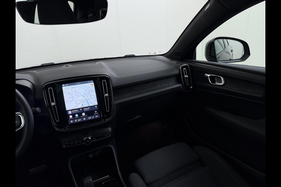 Volvo C40 Single Motor Core 70 kWh VOLVO DEALER ONDERHOUDEN| ACHTERUITRIJCAMERA| PANORAMADAK| STOEL + STUURVERWARMING| RIJKLAARPRIJS INCL. 12 MAANDEN BOVAG GARANTIE|