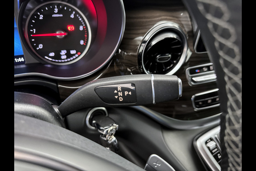 Mercedes-Benz V-Klasse 300d 4-MATIC Extra Lang Avantgarde VIP Edition Nappa leder Memory seats Koelkast Luchtvering Peronenvervoer