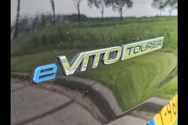 Mercedes-Benz EVITO TOURER PRO L3 90 kWh L3 9 persoons XL WLTP 368 km snelladen clima org NL dubbele schuifdeur carplay BPM-vrij