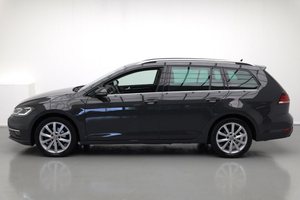 Volkswagen Golf 1.5 TSI Highline Business R |Massage|Carplay|Navi|LED|