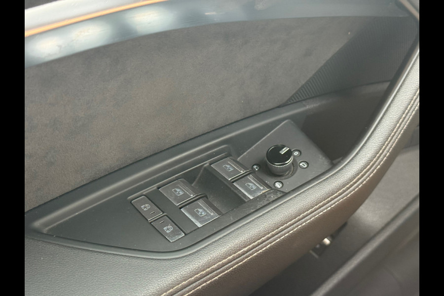 Audi e-tron E-tron 50 quattro Launch edition Black S-Line l 86% SOH l Pano l Camera l Trekhaak l
